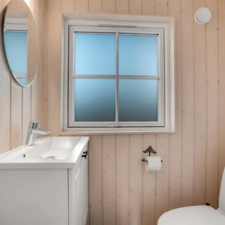 Preben - 50m From The Sea By Interhome *
