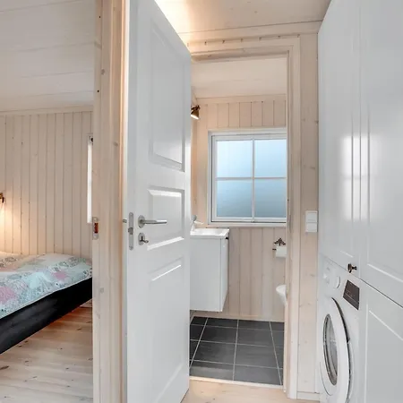 Preben - 50m From The Sea By Interhome *